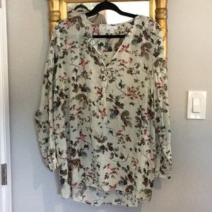 J Jill tunic semi sheer material  M